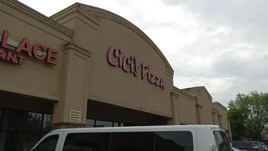 Cicis Pizza