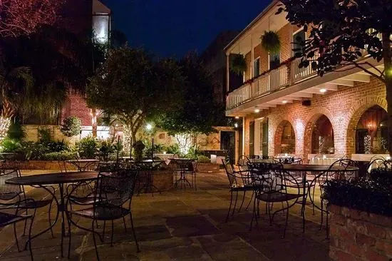 Broussard's Restaurant & Courtyard