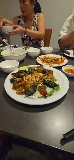 Viet's Restaurant