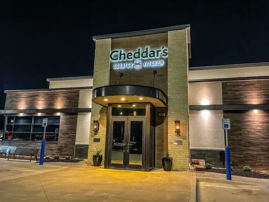 Cheddar's Scratch Kitchen