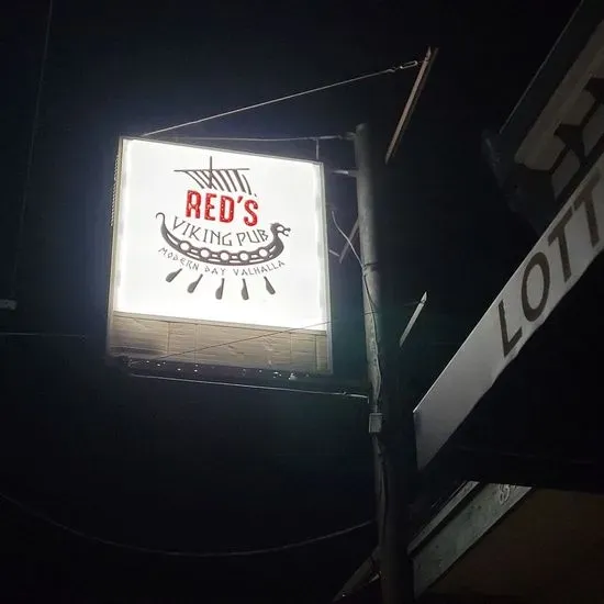 Red's Viking Pub