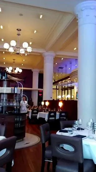 The Oceanaire Seafood Room