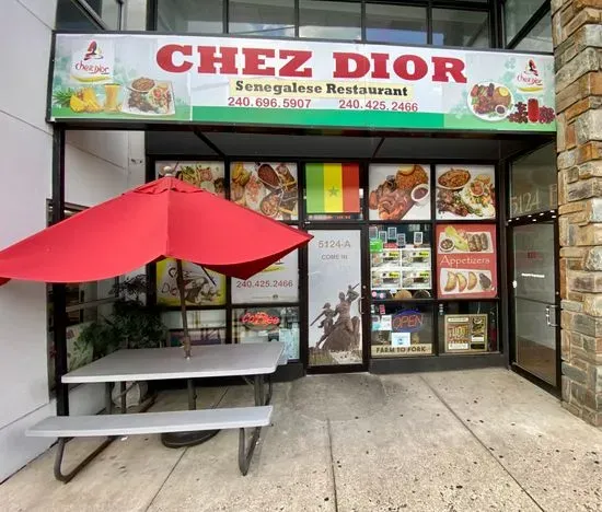 Chez Dior