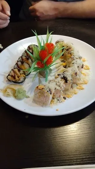 Fuji Japanese Steakhouse & Sushi Bar