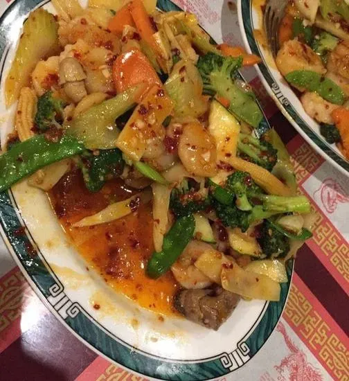 Lucky Dragon Chinese Restaurant Colorado Springs, CO Checkle