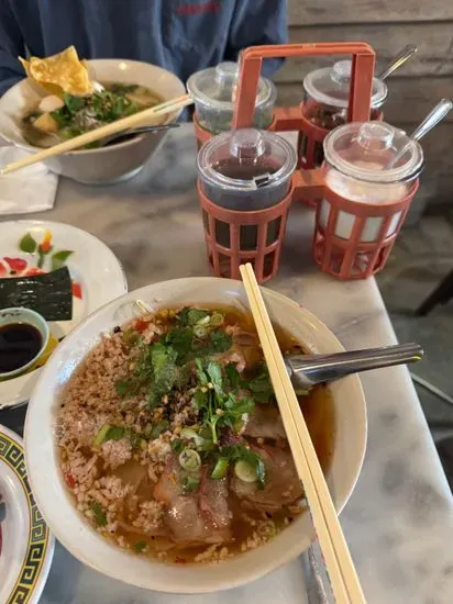 Pye Boat Noodle