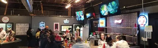 Home Plate Bar & Grill of Chattanooga