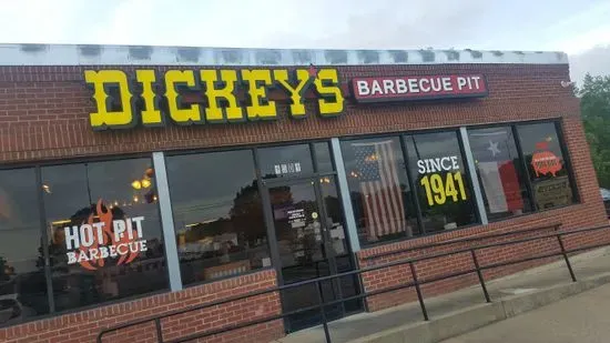 Dickey's Barbecue Pit