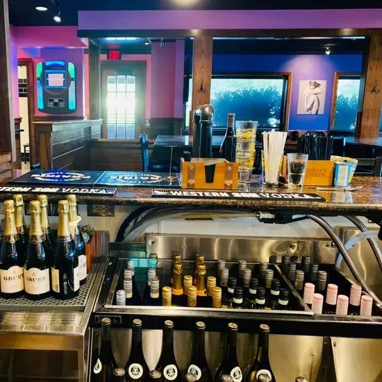 Fuse Bar & Nightclub