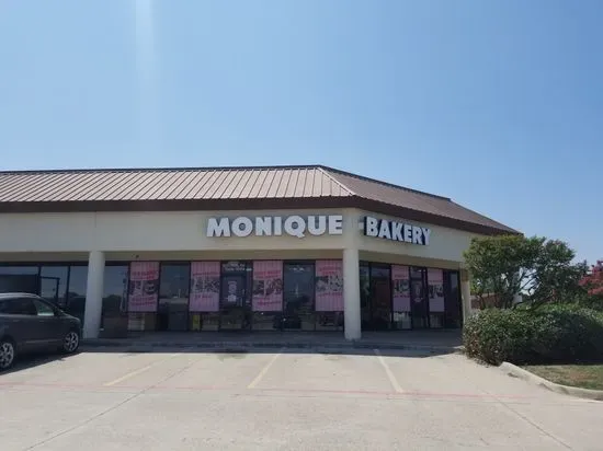 Monique Bakery