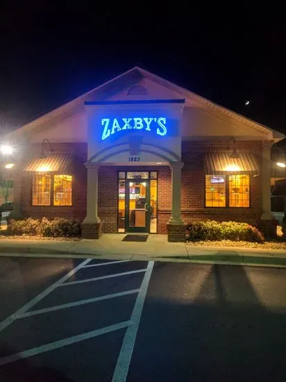 Zaxbys Chicken Fingers & Buffalo Wings