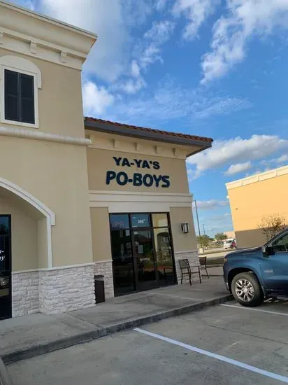 Yaya's Poboys