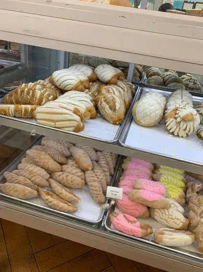 Azteca Bakery