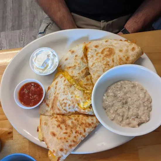 The Battlefield Eatery Sackets Harbor, NY Checkle