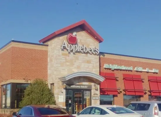 Applebee's Grill + Bar