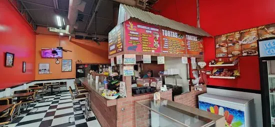 Taqueria Lupillos