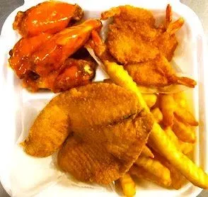 Moons Wings & Seafood