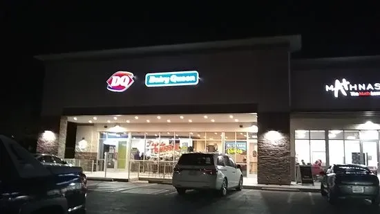 Dairy Queen Treat Center