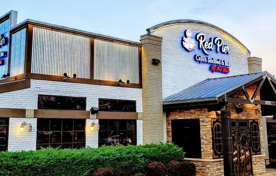 Red Pier Cajun Seafood & Bar - Poplar / Ridgeway