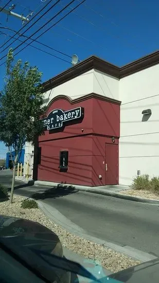 Corner Bakery Cafe