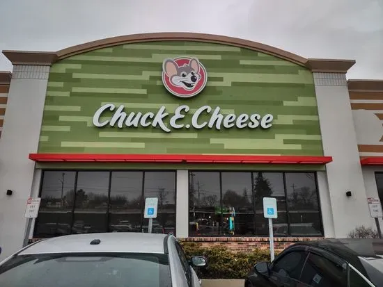 Chuck E. Cheese