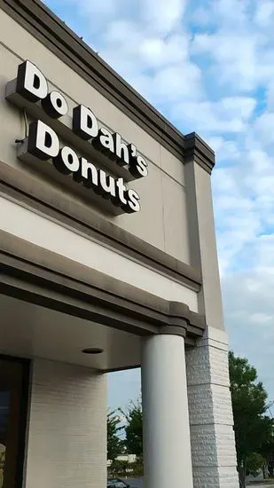 DO Dah's Donuts