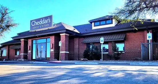 Cheddar's Scratch Kitchen