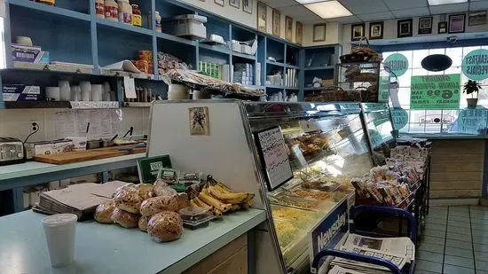 Islip Country Deli