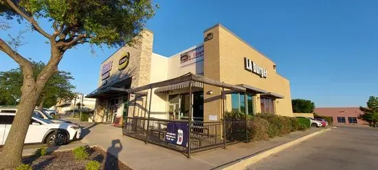 LA Burger (Hebron & Midway)