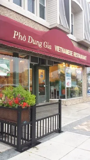 Dung Gia Restaurant