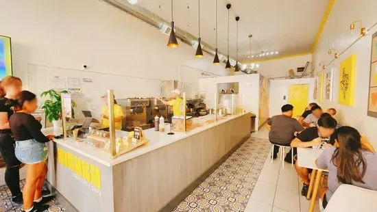 Miruku Creamery + Cafe