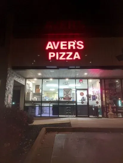 Aver's Pizza, South