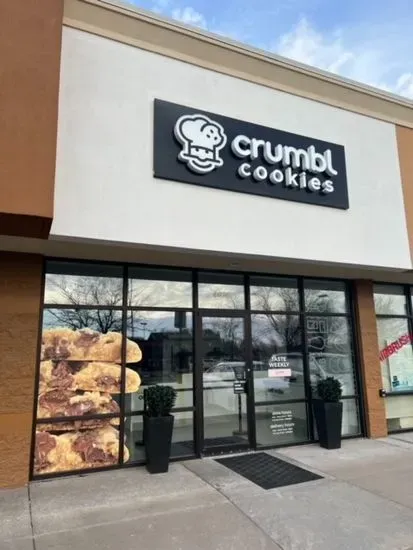 Crumbl Cookies - Davenport