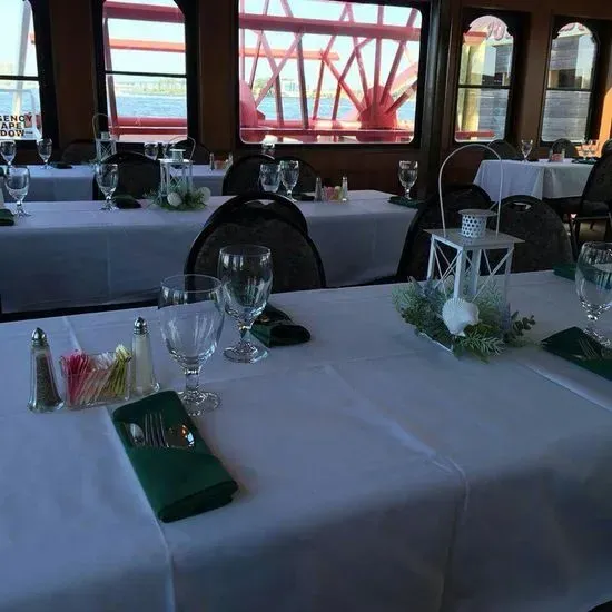 Perdido Queen Dinner Cruises and Events at Mobile, AL Waterfront