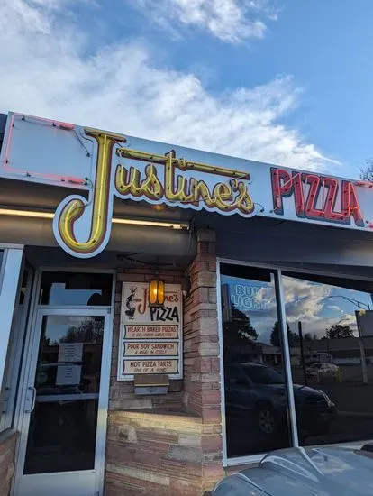 Justine's Pizza