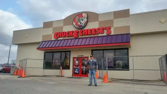 Chuck E. Cheese