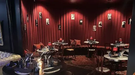 The Pearl Room
