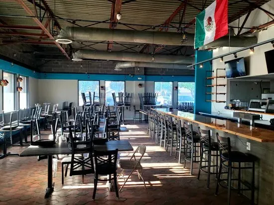 Las Tortugas Taqueria