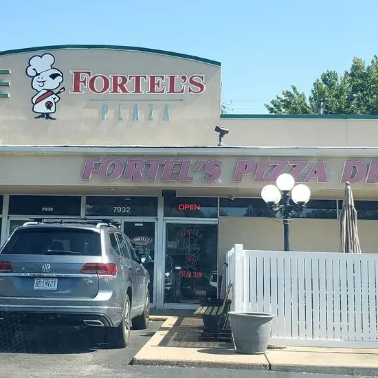 Fortel's Pizza Den