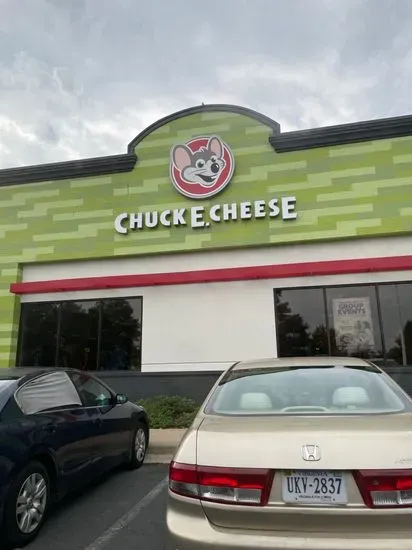 Chuck E. Cheese