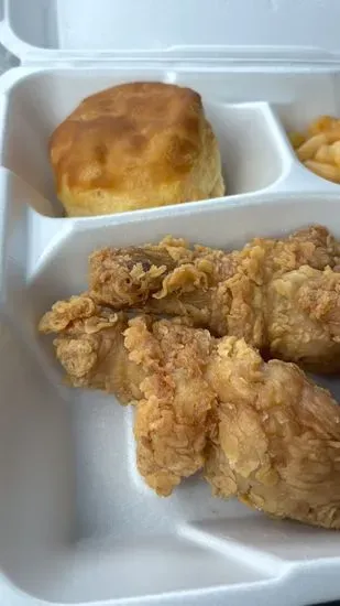 Lee's Famous Recipe Chicken