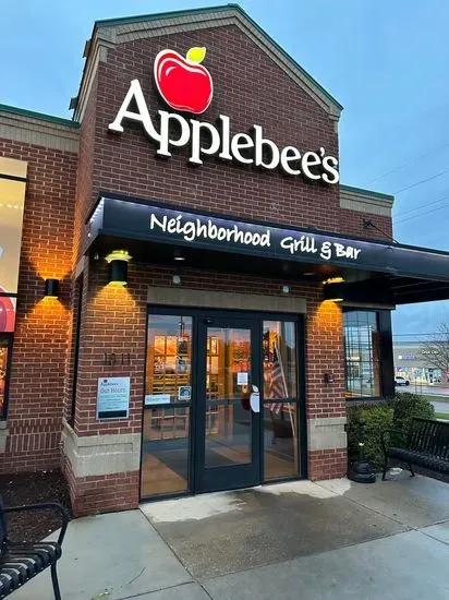 Applebee's Grill + Bar