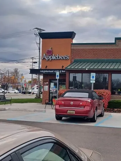 Applebee's Grill + Bar