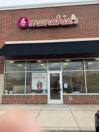 Menchie's Livonia common