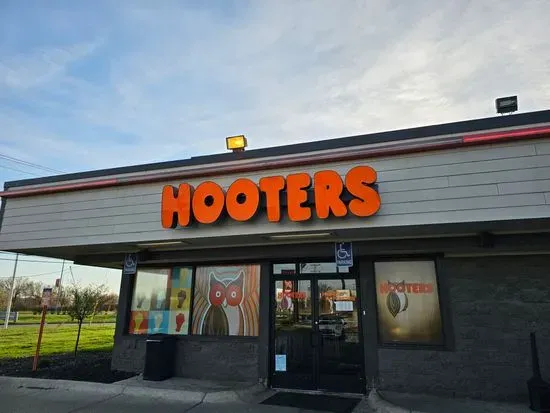 Hooters