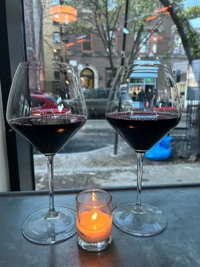 Vin Sur Vingt Wine Bar - West Village