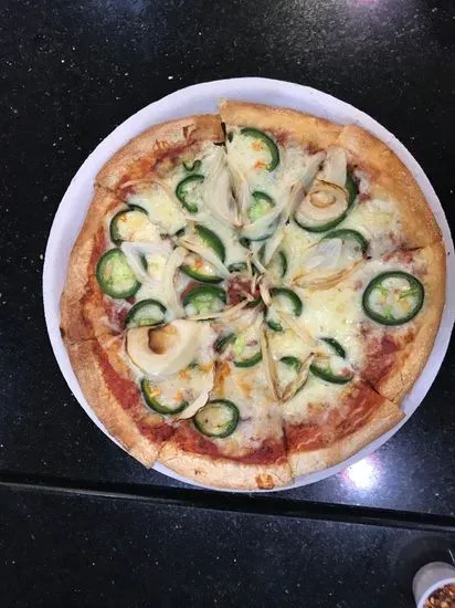 G’s Famous Pizza 3