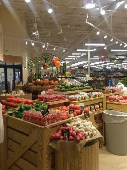 Lowes Foods on North College Road