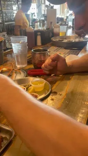 Shuckin' Shack Oyster Bar