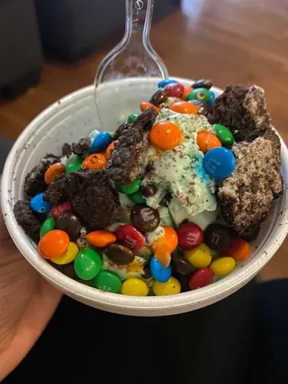 Canelo's Ice Cream